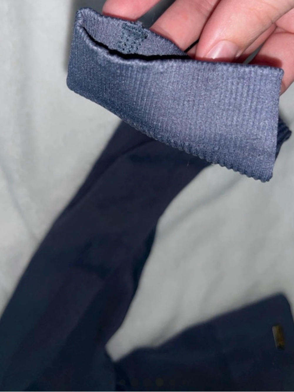 Cropped long sleeve gym top bundle - Picture 6 of 12